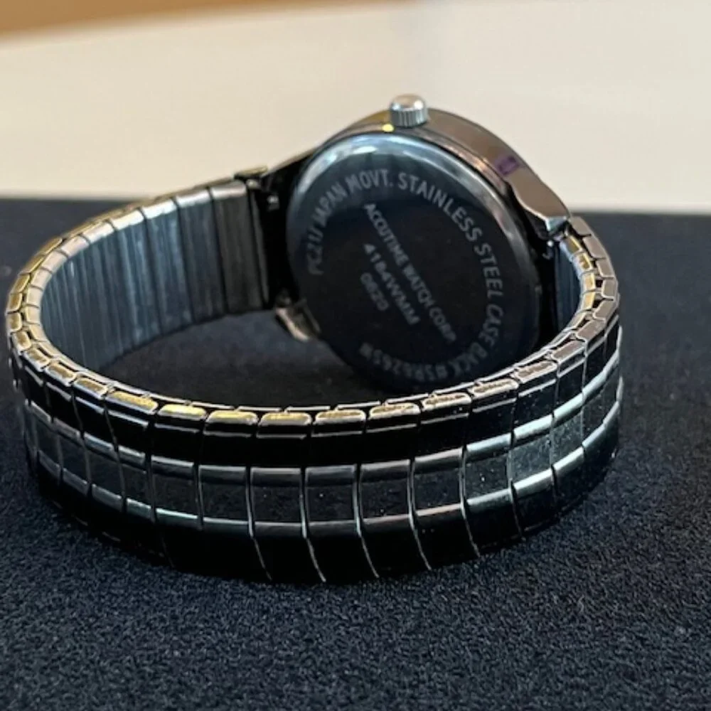 ACCUTIME | Watch Corp Black Dial Stretch Band Sporty-NEW Battery-EUC